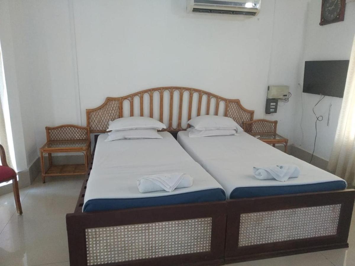 Kadmath Beach Resort Kadmath Island Екстериор снимка